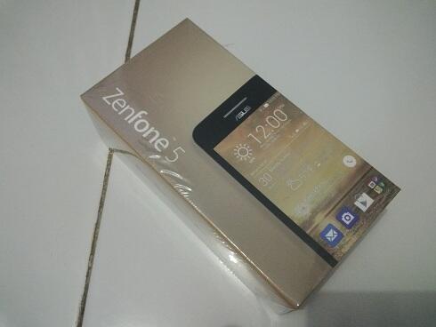 Terjual ASUS ZENFONE 5 BNIB RAM 2GB. GOLD SERIES  KASKUS