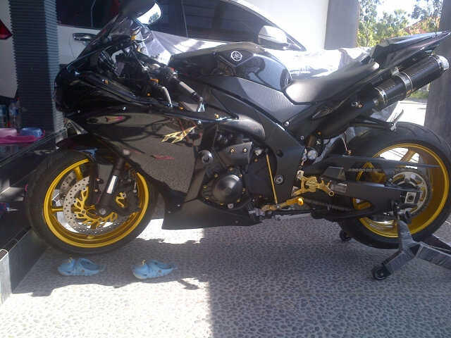 YAMAHA R1 2011 (Cbr600,Cbr1000.Zx10.zx6.Ducati) Masuk Gan