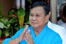 Siapa yg lebih religius, Siapa yg lebih pura2 ? JOKOWI or PRABOWO
