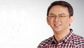 Siapa yg lebih religius, Siapa yg lebih pura2 ? JOKOWI or PRABOWO