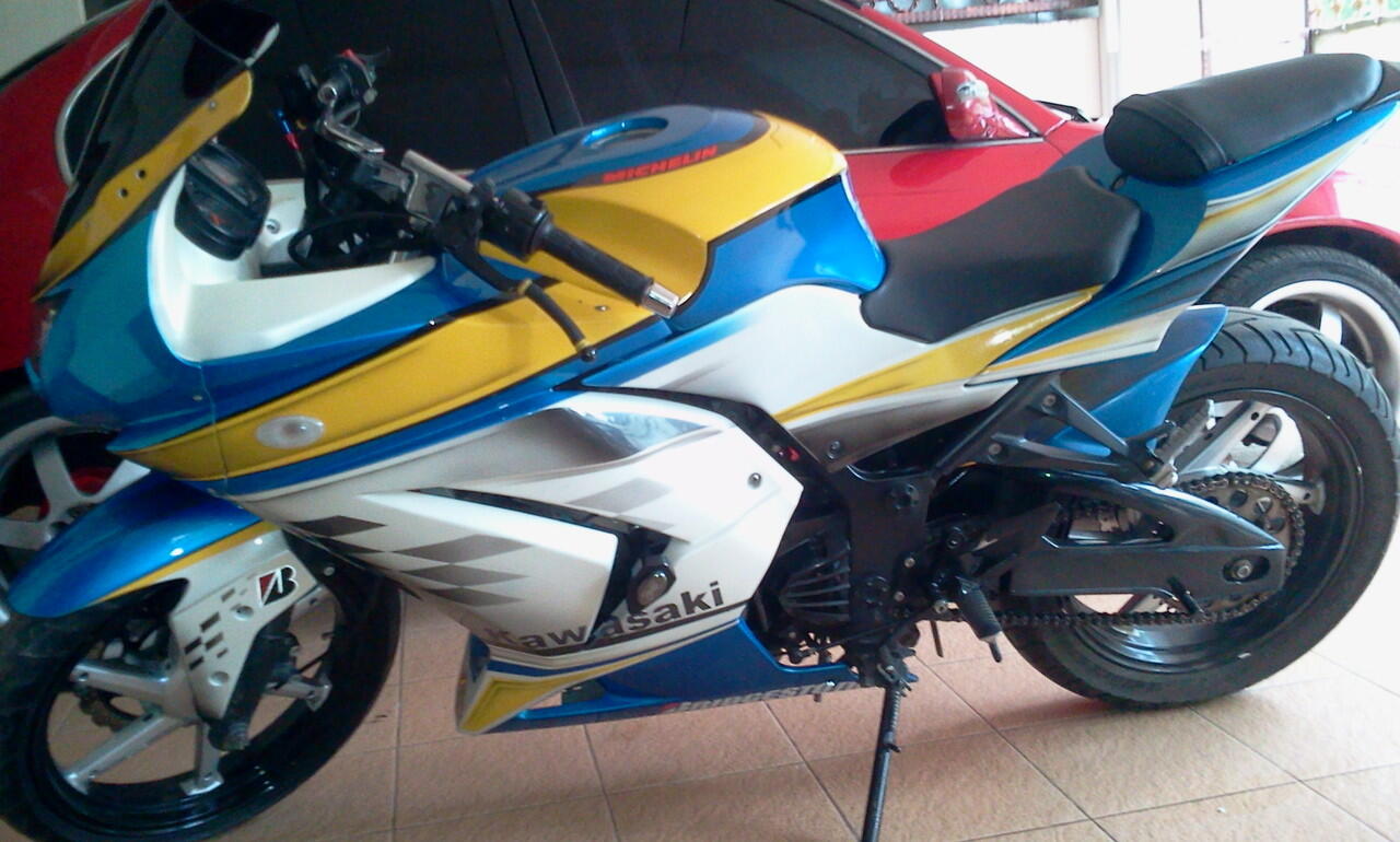 Ninja 250r tahun 2010