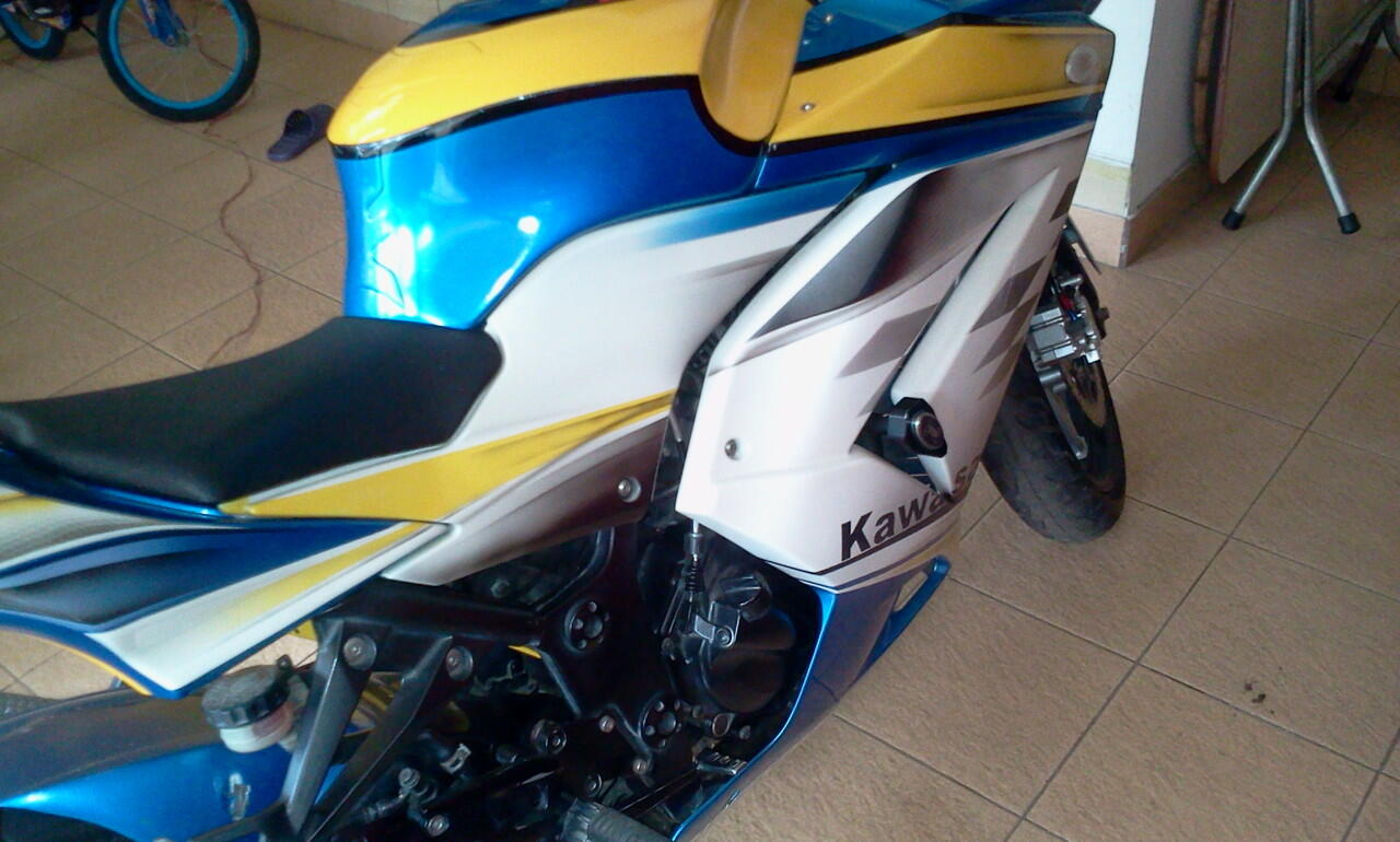 Ninja 250r tahun 2010