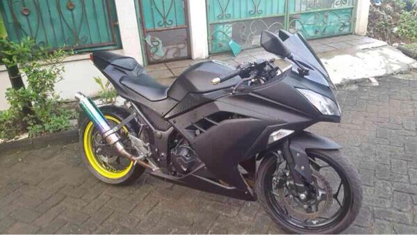 NINJA 250FI TAHUN 2013 MODIFF SIMPLE !!!