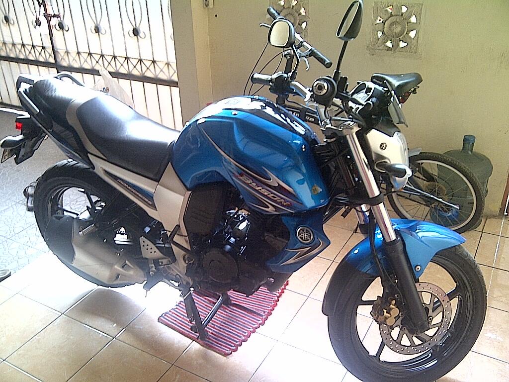 yamaha byson tahun 2012 warna biru pemakaian pribadi