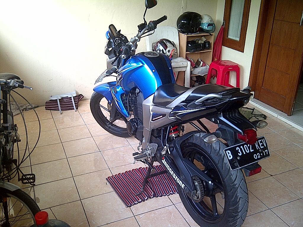 yamaha byson tahun 2012 warna biru pemakaian pribadi