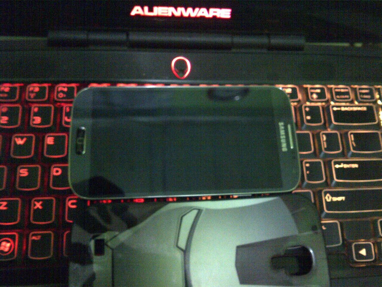 Samsung Galaxy S4 I9500 Black Mulus Garansi SEIN Panjang