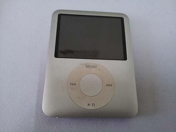 Dijual Ipod Nano 3th Lcd + Casing + Trackpad