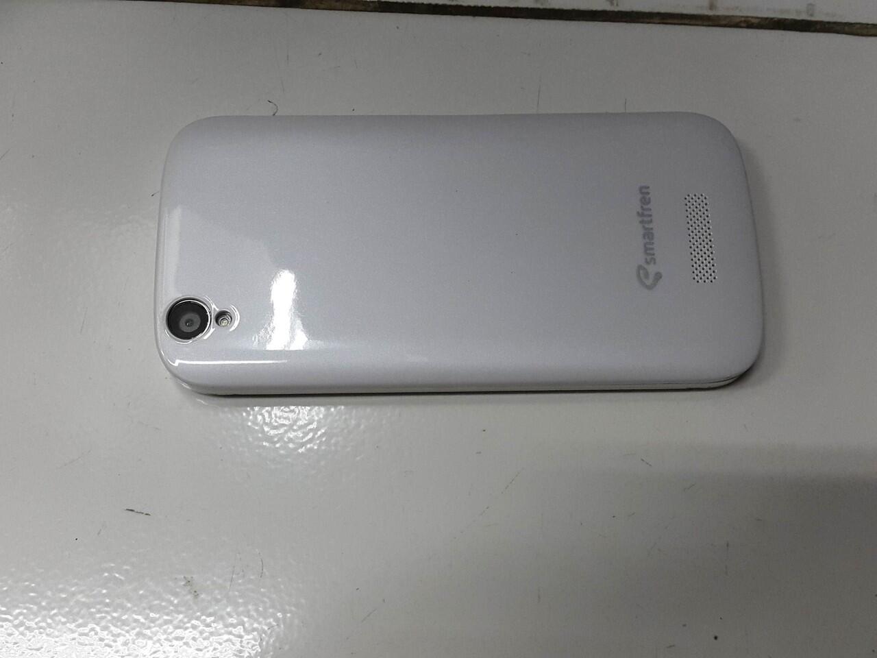 Smartfren Andromax V gen 1