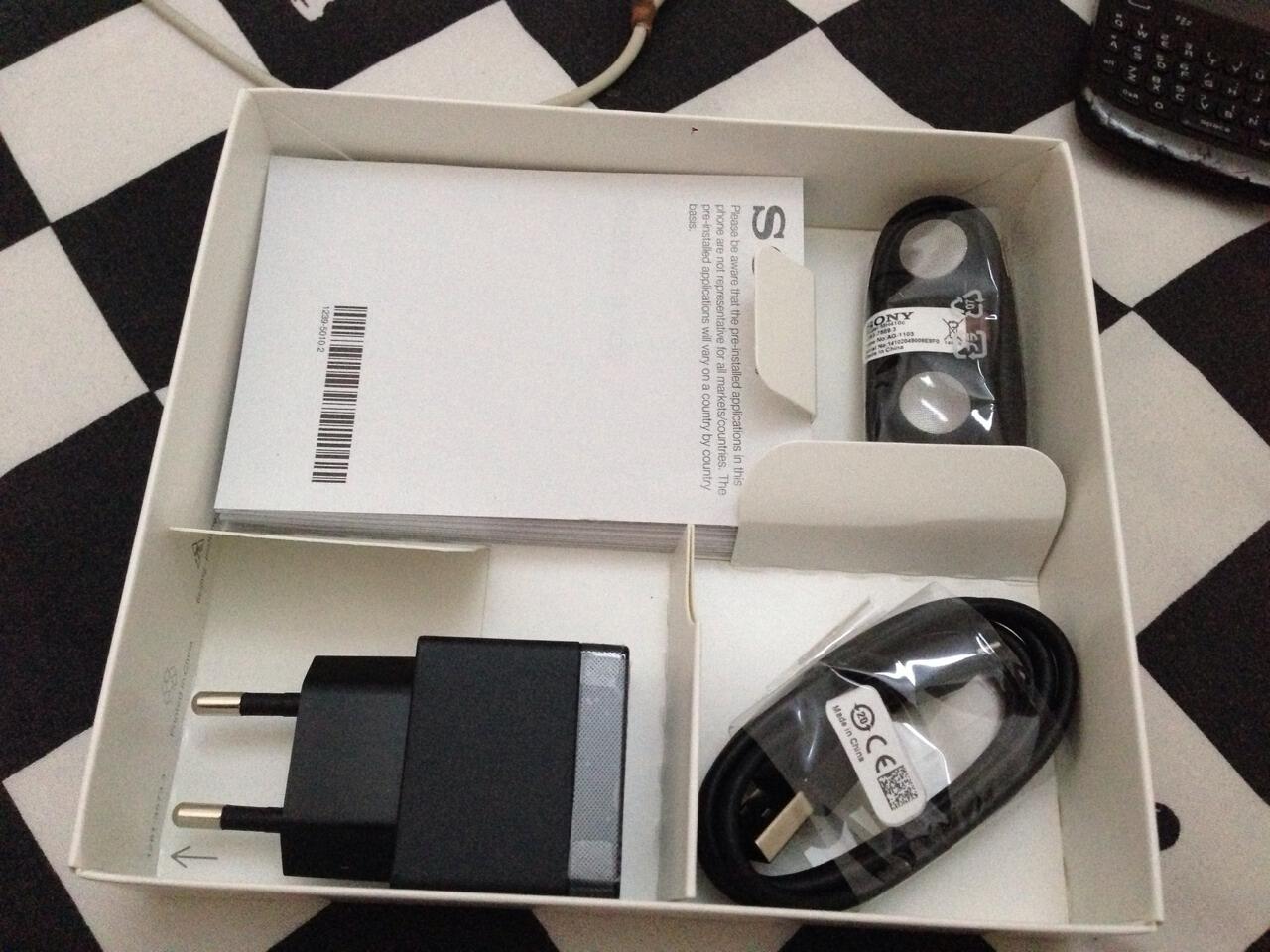 wts SONY XPERIA A72