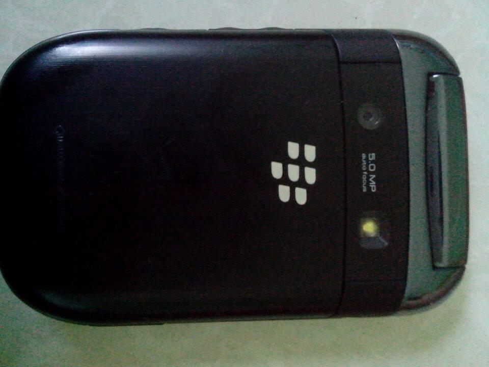Blackberry Style 9670 + full paket