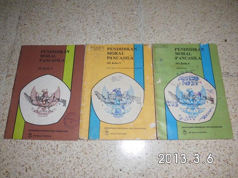 Nostalgia Buku dan Gambar Paling Bersejarak Di INDONESIA RAYA INI