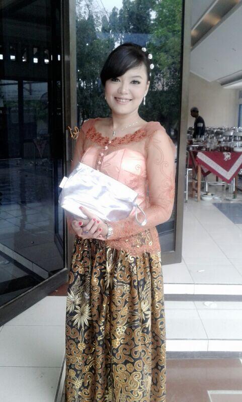 MAKEUP ARTIST WISUDA YOGYAKARTA