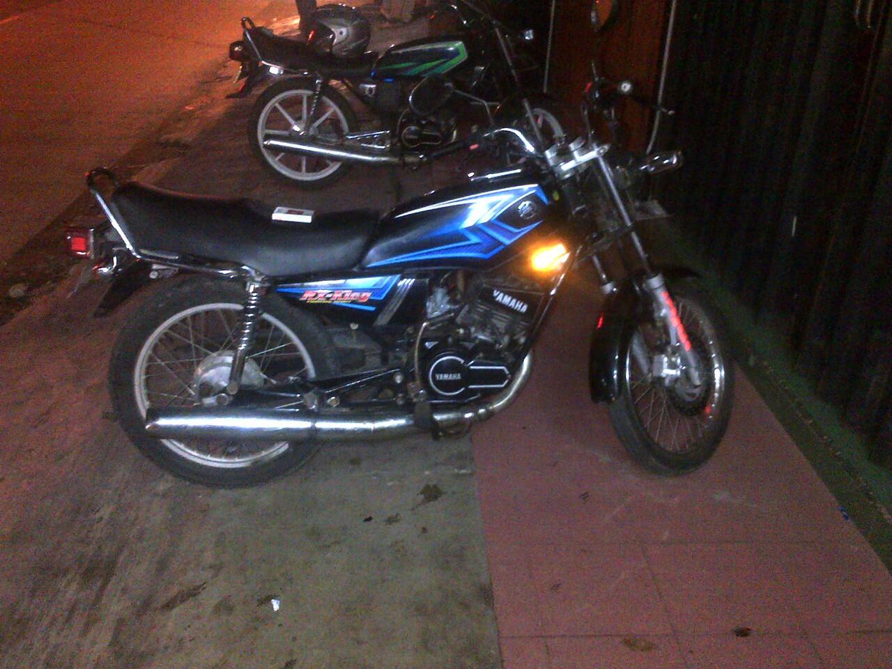 rx king 04 hitam biru
