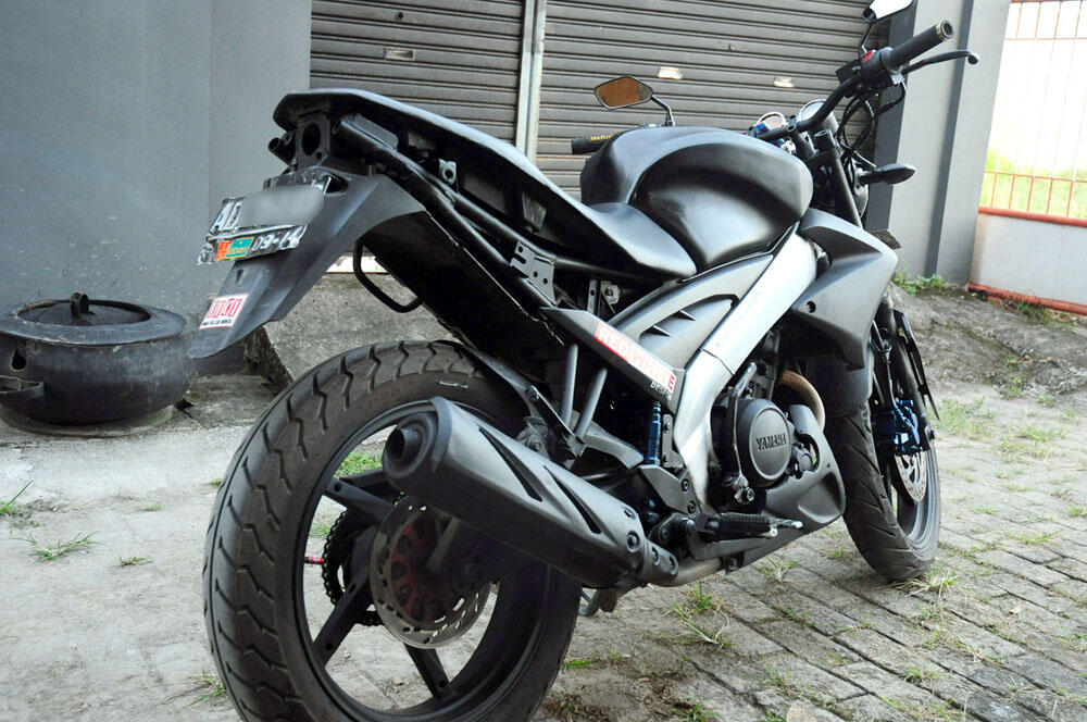 Yamaha Vixion 2009 Hitam Solo