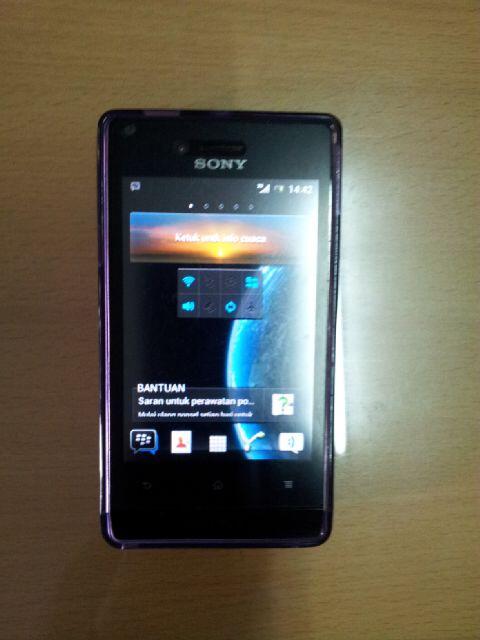 SONY EXPERIA MIRO