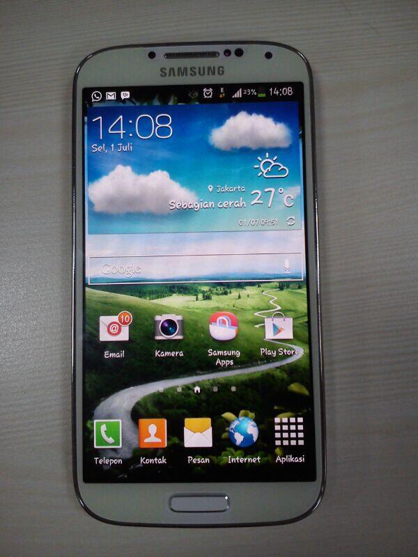 Samsung Galaxy S4 WHITE