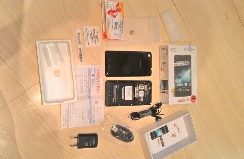 JUAL ANDROMAX U3 - HITAM, SUPER MULUS-LUS, PAKE 3 BULAN (SBY)