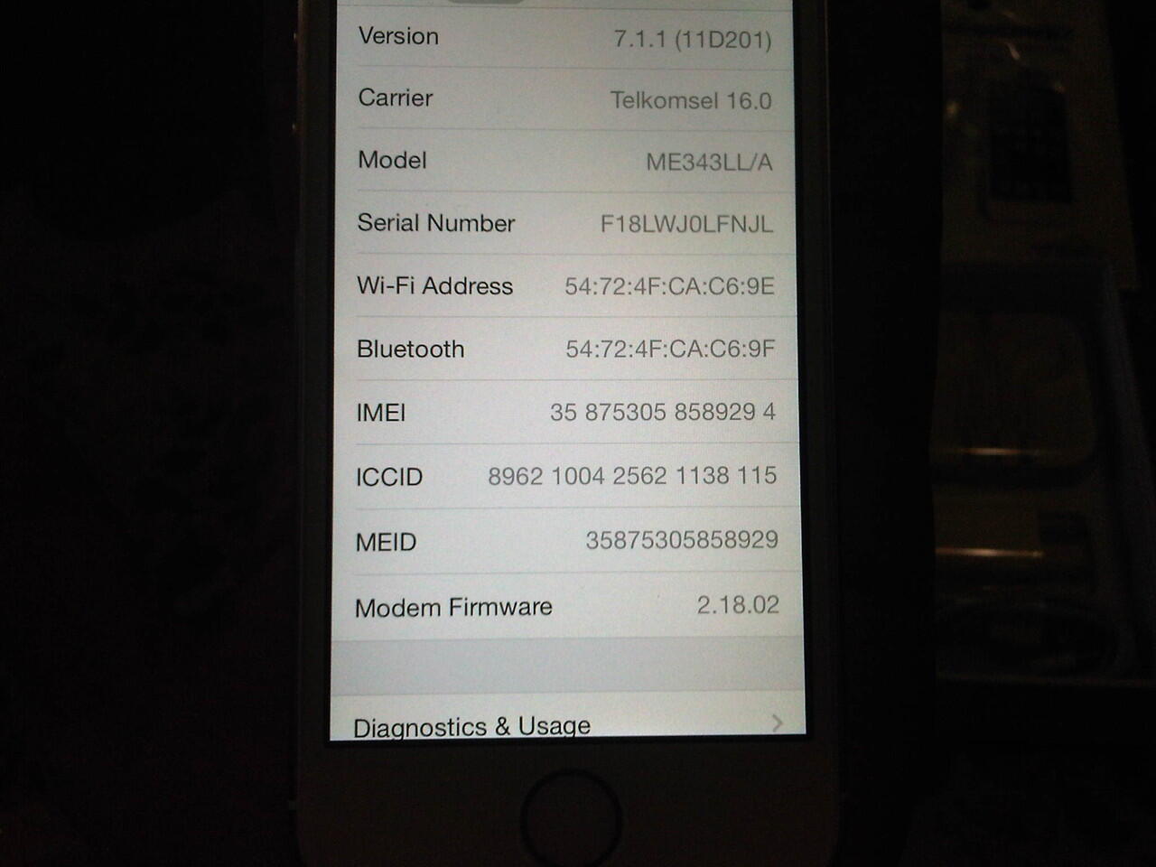 Iphone 5S 16gb gold like new 99,9% - banyak bonus