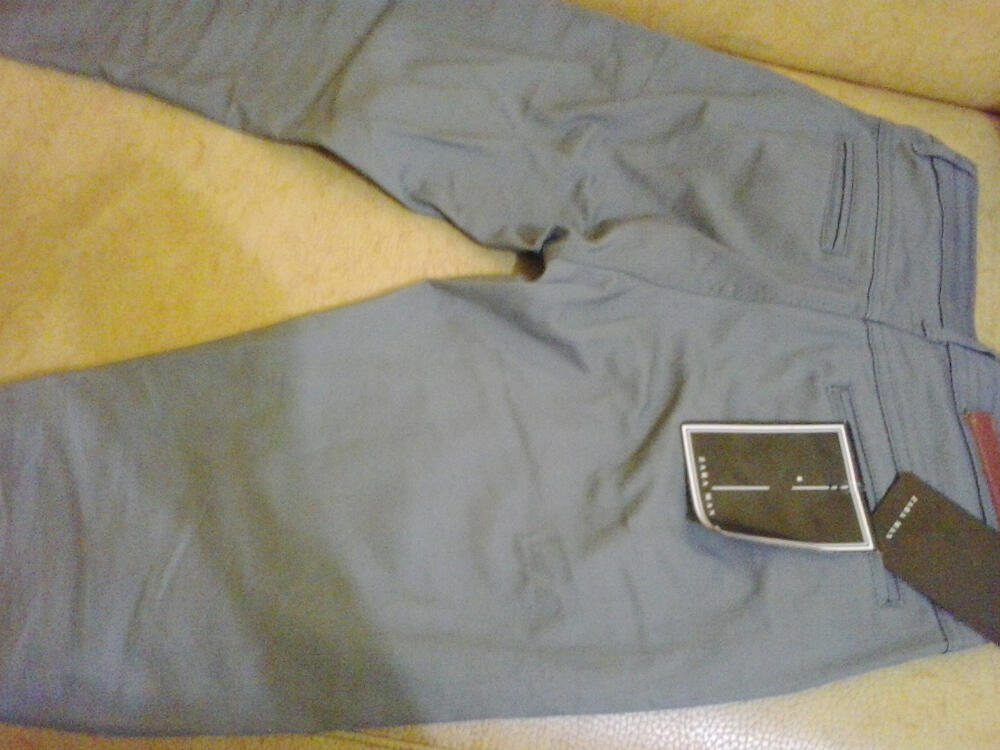 Jual Rugi Chinos Zara Grey Made in Turkey size 30 slimfit Baru Gress Dijamin (SBY)