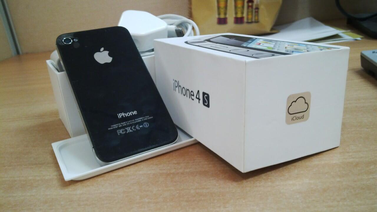 iPhone 4S 32GB Black 95%, Murah Buat Lebaran