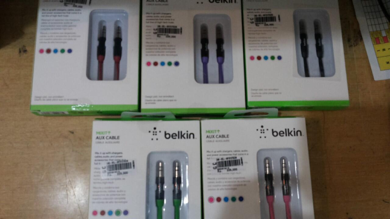 KABEL AUDIO AUX GRIFFIN BELKIN FLAT SPIRAL CONVERTER AUDIO SPLITTER APPLE GRIFIN ORI