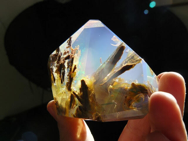 Ini Gan ,&quot; OPAL &quot;,Batu Permata Cantik Yang kaya Warna !