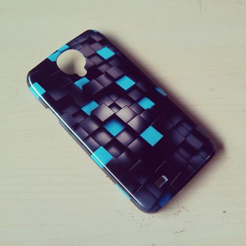 JUAL CASING BERGAMBAR