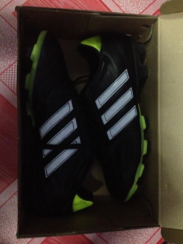 Sepatu Bola Adidas Goletto IV TRX FG