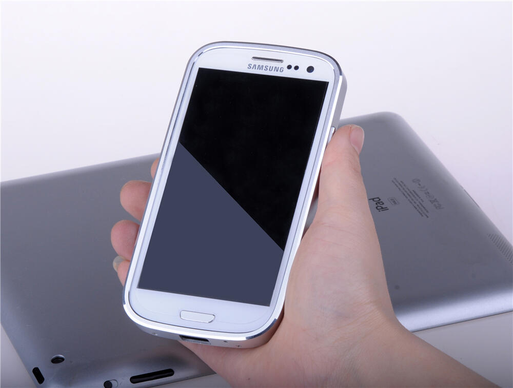 CASE ALUMINIUM Galaxy S3,.. Murah sisa 1