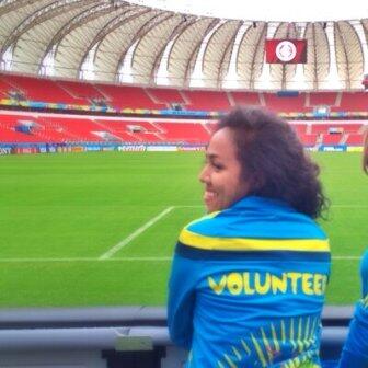 (Sisi Lain Piala Dunia) Cerita Menarik Tentang Relawan Piala Dunia 2014