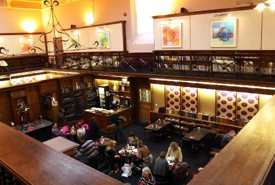 10 Restaurants Dengan Tempat Yang Unik &#91;Must See!&#93;