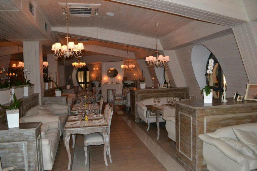10 Restaurants Dengan Tempat Yang Unik &#91;Must See!&#93;