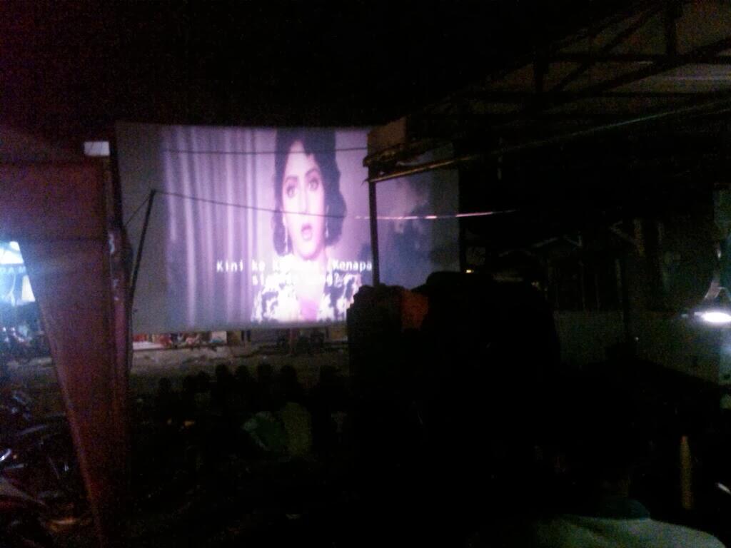 Film Layar Tancap atau Lebar