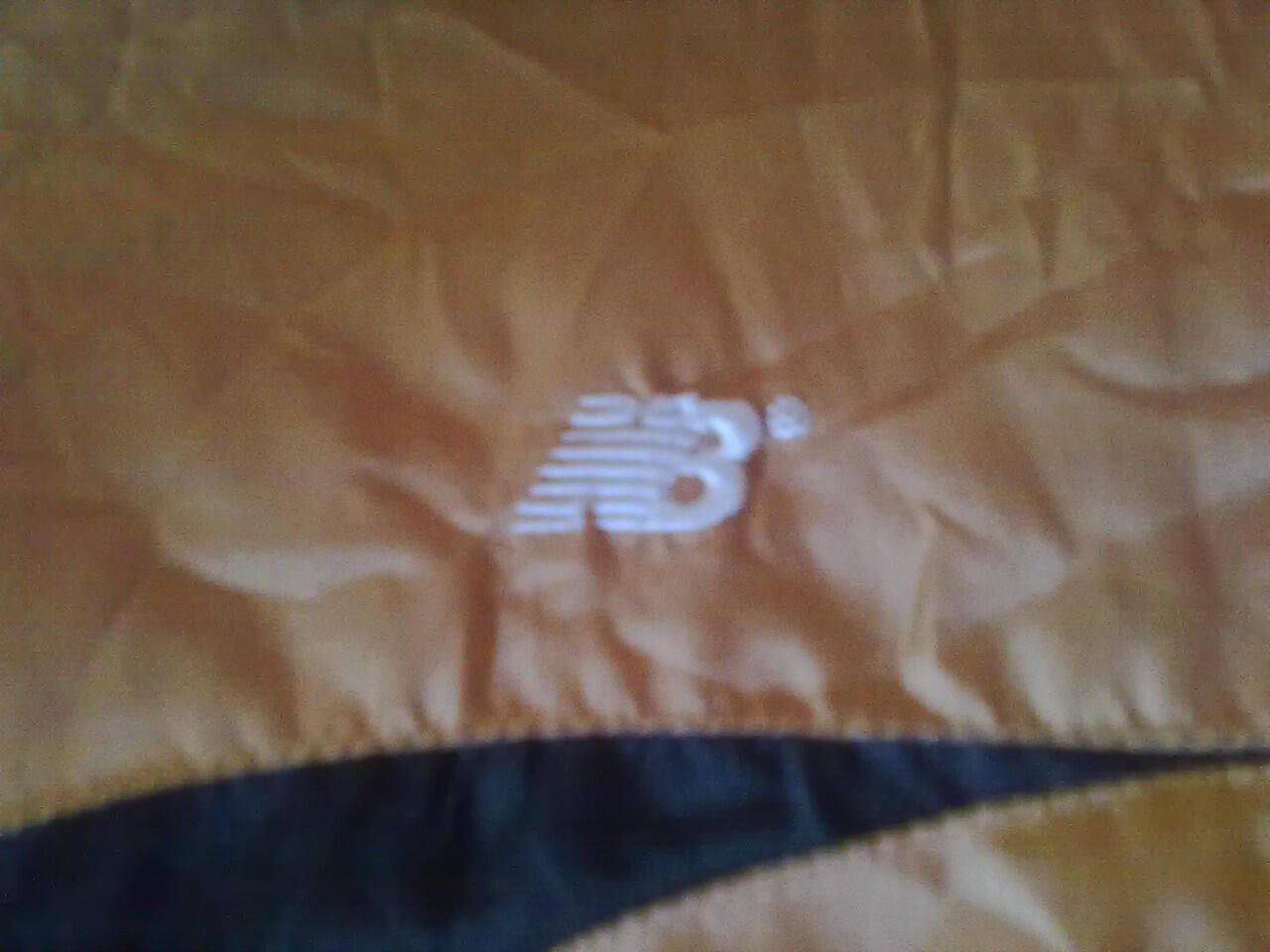 JAKET PARASUT NEW BALANCE (NB) ORIGINAL