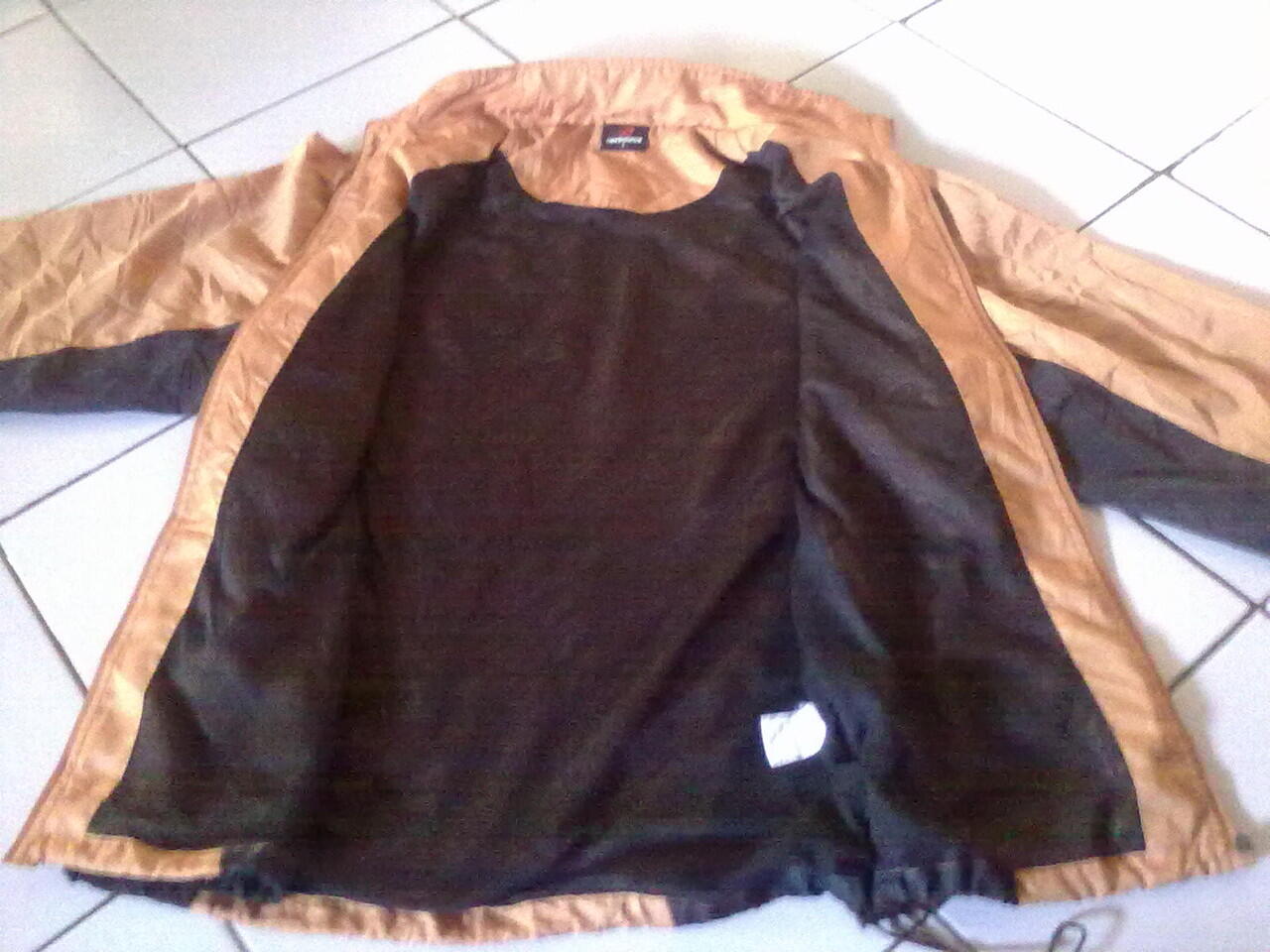 JAKET PARASUT NEW BALANCE (NB) ORIGINAL