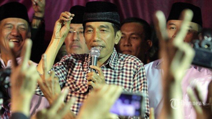 Gagal Tahan Elektabilitas, Jokowi Diserang dengan Tuduhan PKI