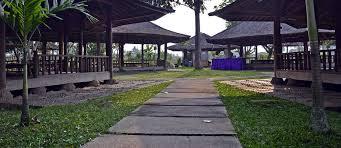 TEMPAT yg tepat buat berbuka puasa gan BANDUNG << ga masuk nyesell