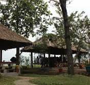 TEMPAT yg tepat buat berbuka puasa gan BANDUNG << ga masuk nyesell