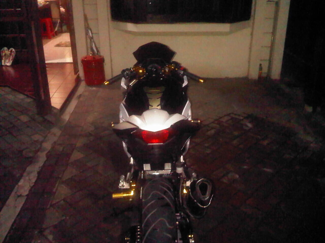 Ninja 250 FI 2012 White Mulus - Bening