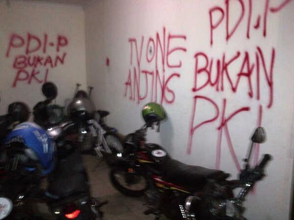 Sekjen partai barbar dan pendukung alay...