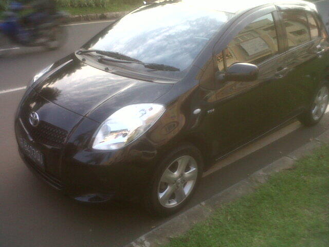 Dijual Toyota Yaris Tahun 2006