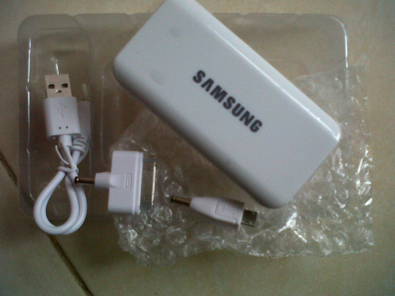 POWER BANK SAMSUNG 6800mAh Cheap,. Jual murah untuk agan-agan,, untk kejar modal gan