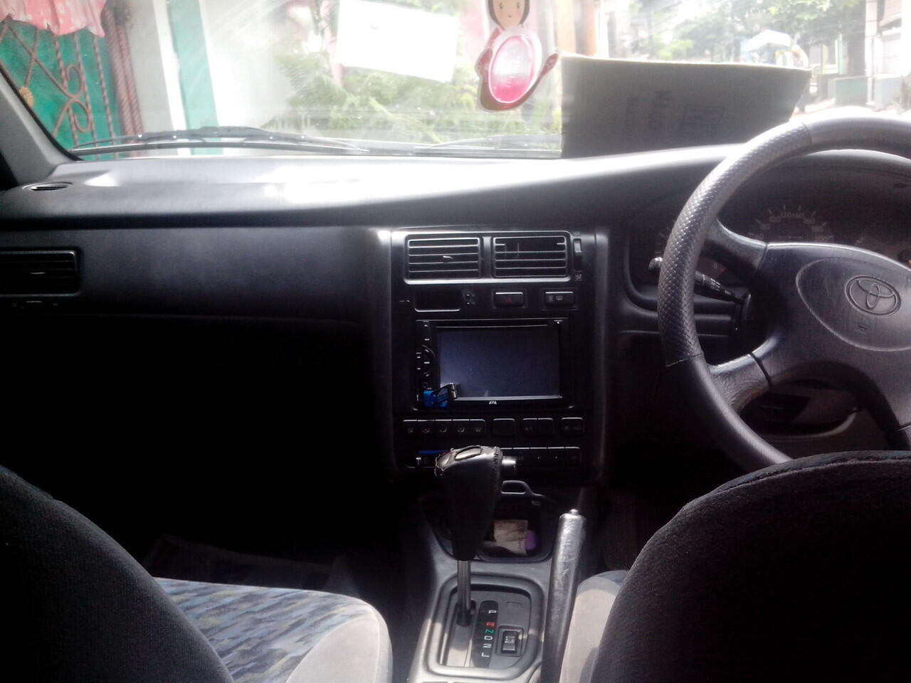 Dijual Corona Absolut 2000 cc AT Thn 96