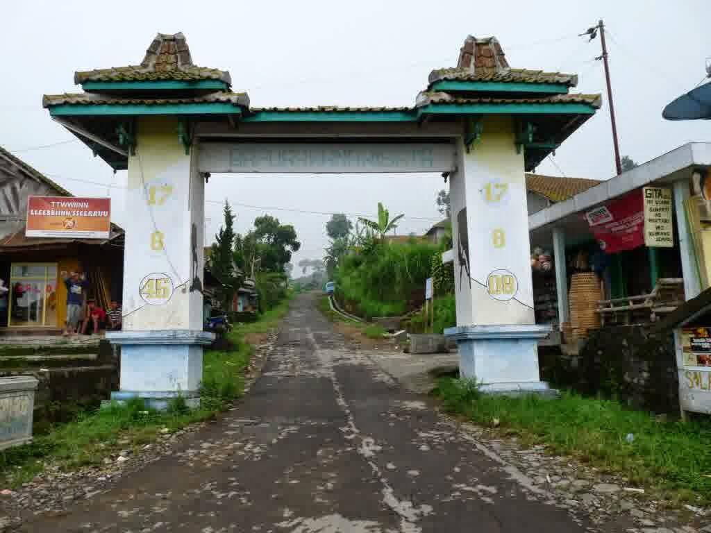 Guyuran Hujan di Gunung Merbabu