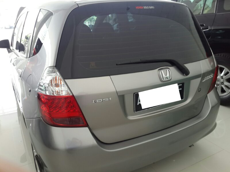 JUAL HONDA JAZZ ISDI SILVER SOLO