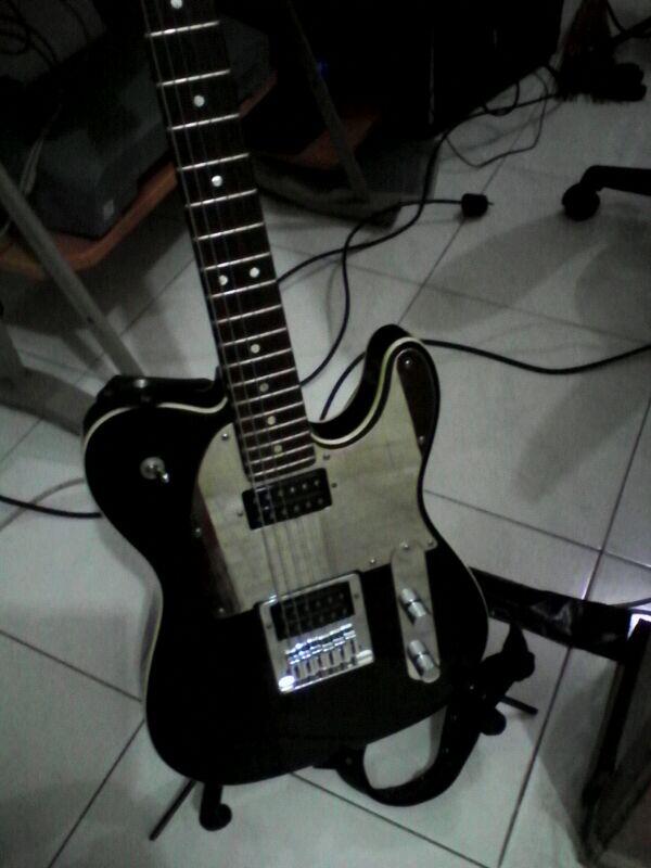 SQUIER BY FENDER JOHN 5 SERIES