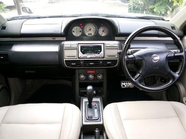Jual Nissan X-Trail ST Th.2004 Automatic