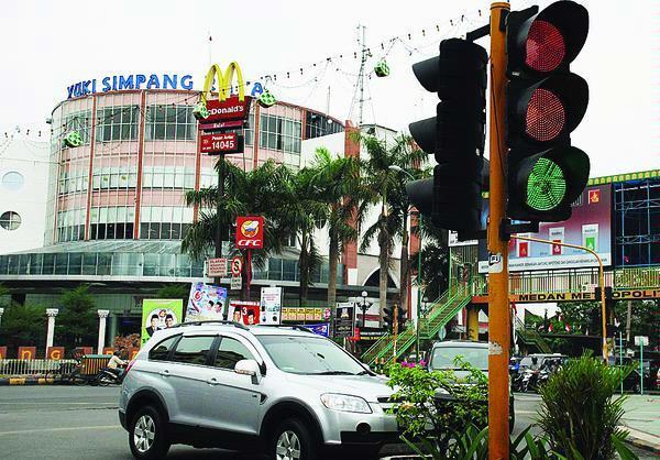(NGAKAK + SHARE ) HAL HAL YANG PASTI KITA TEMUI DI JALAN RAYA 