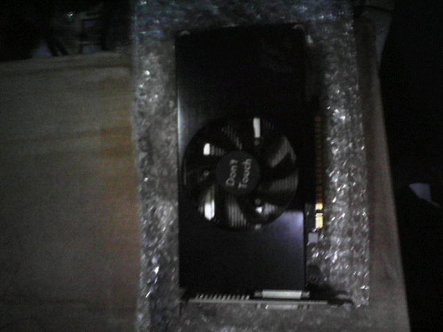 Nvidia Gforce Gtx550ti 1gb-192bit ddr5 direct11 3/4jt nego