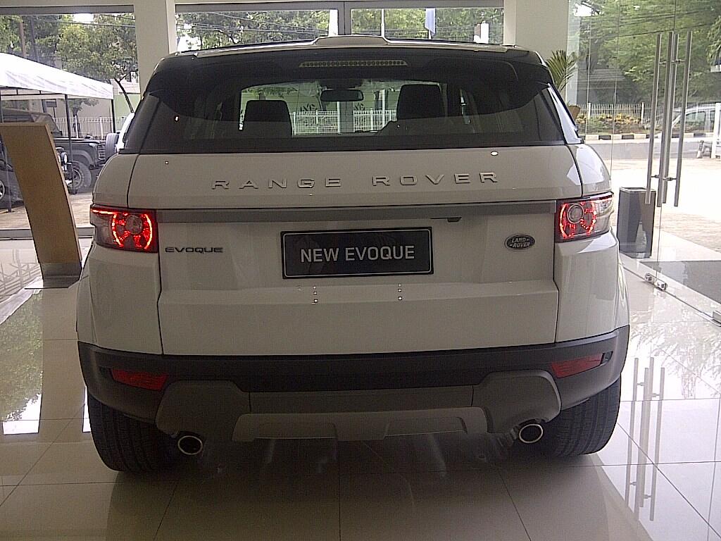 NEW RANGE ROVER EVOQUE 4WD TURBOCHARGE ATPM FULL SERVICE 3 YEAR